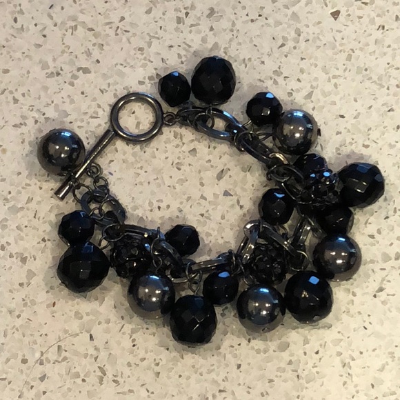 The Limited Bracelet - Picture 6 of 8